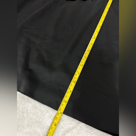 BCBG Max Azria Black Strapless White Satin Bow Cocktail Dress Size 8 - Picture 13 of 14